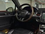 Volkswagen Touareg-16