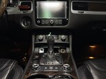 Volkswagen Touareg-15