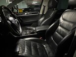 Volkswagen Touareg-8