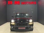 Porsche Macan-1