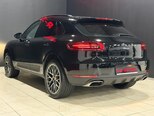 Porsche Macan-6