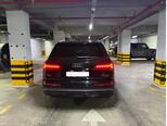 Audi Q7-2