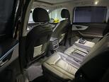 Audi Q7-8