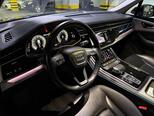Audi Q7-5