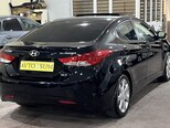 Hyundai Elantra-6
