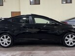 Hyundai Elantra-3