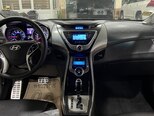 Hyundai Elantra-16