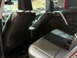 Toyota RAV4-15