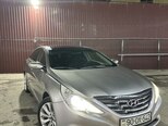 Hyundai Sonata-1