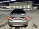 Hyundai Sonata-2
