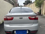 Kia Rio-5