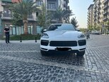 Porsche Cayenne-1