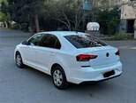 Volkswagen Polo-7
