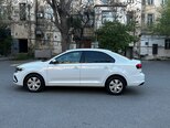 Volkswagen Polo-9