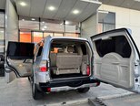 Mitsubishi Pajero-12