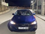 Hyundai Elantra-1