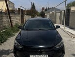 Hyundai Elantra-1