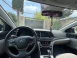 Hyundai Elantra-7
