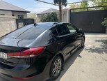 Hyundai Elantra-5