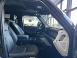 Land Rover Defender-9