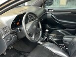 Toyota Avensis-14