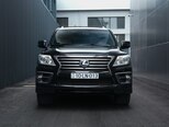 Lexus LX 570-1