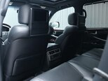 Lexus LX 570-17