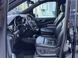 Mercedes EQV 300-11