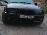 BMW 320-1
