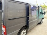 Ford Transit-8