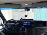 Ford Transit-10