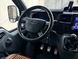 Ford Transit-13