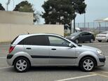 Kia Rio-11