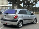 Kia Rio-10