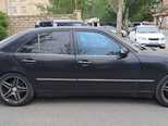 Mercedes E 290-4