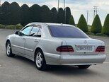 Mercedes E 220-7