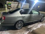 Volkswagen Passat-4