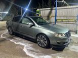 Volkswagen Passat-2