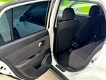 Nissan Tiida-10