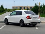 Nissan Tiida-4