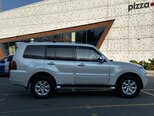Mitsubishi Pajero-7