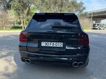 Porsche Cayenne S-10