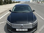 Volkswagen Passat-1