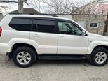 Toyota Land Cruiser Prado-4