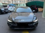 Hyundai Elantra-1