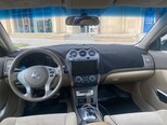 Nissan Altima-5