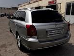 Toyota Avensis-2
