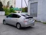 Toyota Prius-12