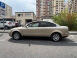 Volkswagen Passat-6