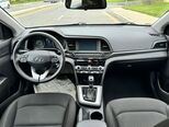 Hyundai Elantra-10